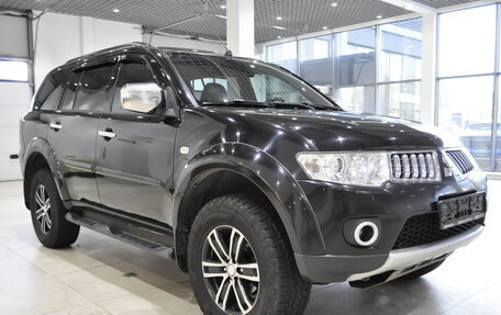 Mitsubishi Pajero IV, 2012 год, 1 499 000 рублей, 2 фотография