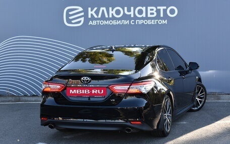 Toyota Camry, 2021 год, 3 595 000 рублей, 2 фотография