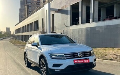 Volkswagen Tiguan II, 2018 год, 2 999 999 рублей, 1 фотография