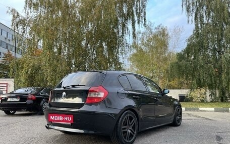 BMW 1 серия, 2005 год, 1 300 000 рублей, 3 фотография