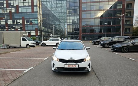 KIA Rio IV, 2021 год, 1 255 000 рублей, 2 фотография