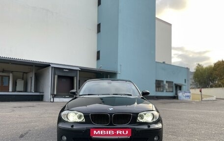 BMW 1 серия, 2005 год, 1 300 000 рублей, 13 фотография