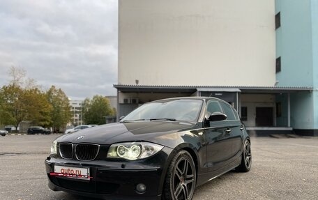 BMW 1 серия, 2005 год, 1 300 000 рублей, 7 фотография