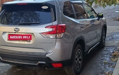 Subaru Forester, 2020 год, 2 600 000 рублей, 6 фотография