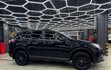 Toyota RAV4, 2018 год, 3 000 000 рублей, 3 фотография