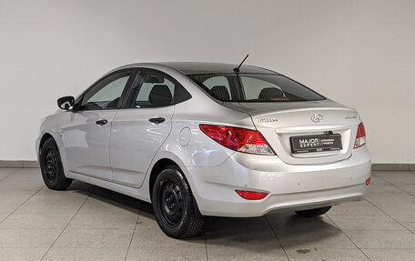 Hyundai Solaris II рестайлинг, 2013 год, 1 050 000 рублей, 7 фотография