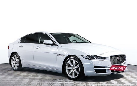 Jaguar XE I рестайлинг, 2015 год, 2 250 000 рублей, 3 фотография