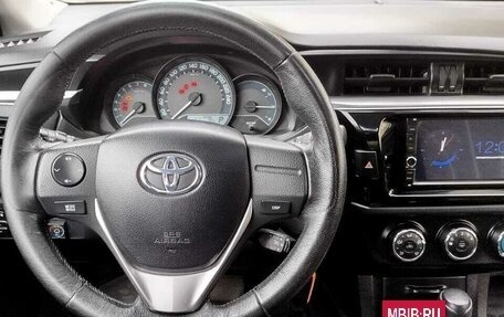 Toyota Corolla, 2014 год, 1 590 000 рублей, 14 фотография