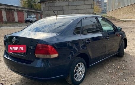 Volkswagen Polo VI (EU Market), 2011 год, 600 000 рублей, 5 фотография