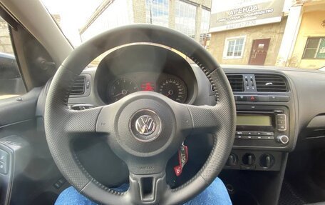 Volkswagen Polo VI (EU Market), 2011 год, 600 000 рублей, 9 фотография