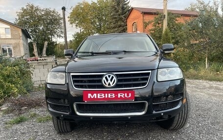 Volkswagen Touareg III, 2006 год, 950 000 рублей, 2 фотография