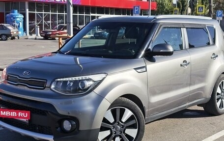 KIA Soul II рестайлинг, 2017 год, 1 719 000 рублей, 3 фотография