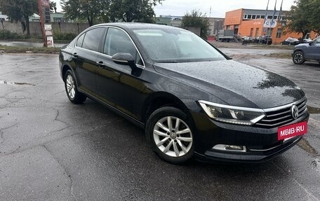 Volkswagen Passat B8 рестайлинг, 2019 год, 2 750 000 рублей, 6 фотография