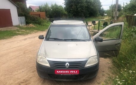 Renault Logan I, 2010 год, 190 000 рублей, 3 фотография