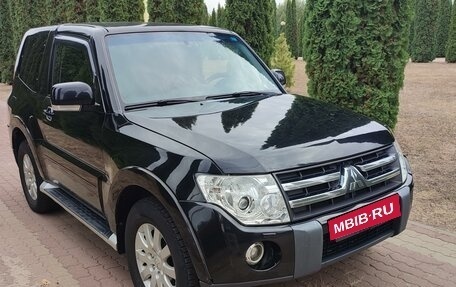 Mitsubishi Pajero IV, 2007 год, 1 590 000 рублей, 4 фотография