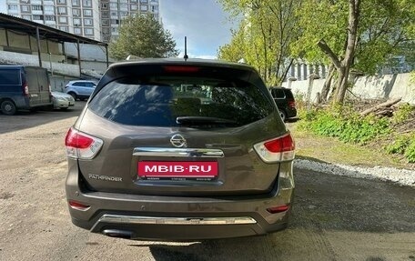 Nissan Pathfinder, 2014 год, 2 900 000 рублей, 3 фотография