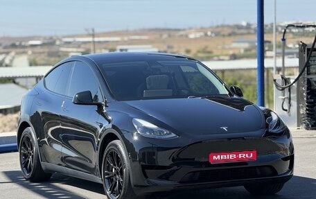 Tesla Model Y I, 2021 год, 3 700 000 рублей, 1 фотография