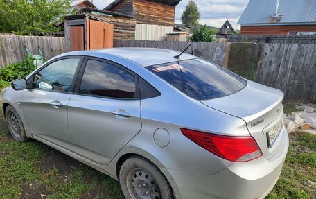 Hyundai Solaris II рестайлинг, 2014 год, 650 000 рублей, 2 фотография