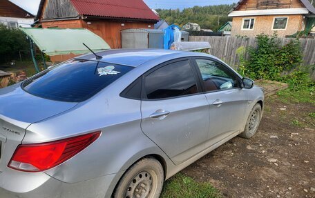 Hyundai Solaris II рестайлинг, 2014 год, 650 000 рублей, 3 фотография