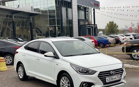 Hyundai Solaris II рестайлинг, 2018 год, 1 299 990 рублей, 1 фотография