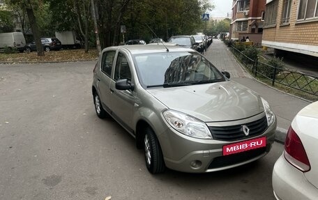 Renault Sandero I, 2011 год, 900 000 рублей, 2 фотография