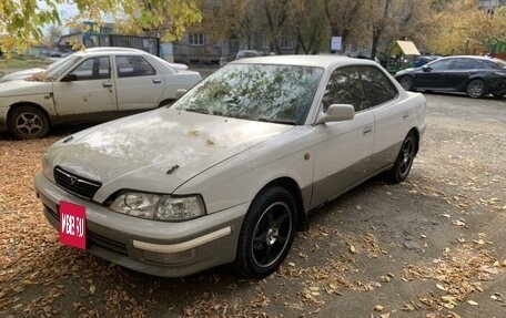 Toyota Vista, 1995 год, 400 000 рублей, 3 фотография