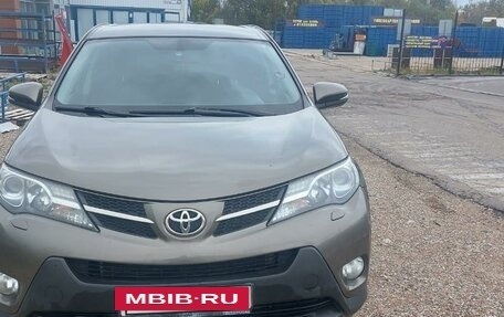 Toyota RAV4, 2013 год, 1 850 000 рублей, 11 фотография