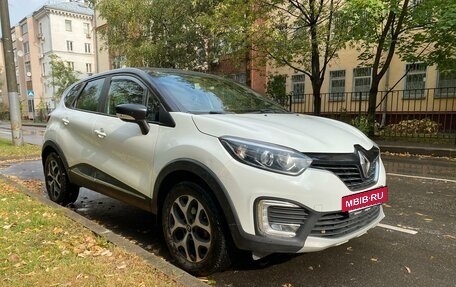 Renault Kaptur I рестайлинг, 2018 год, 1 800 000 рублей, 4 фотография