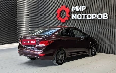 Hyundai Solaris II рестайлинг, 2012 год, 980 000 рублей, 8 фотография