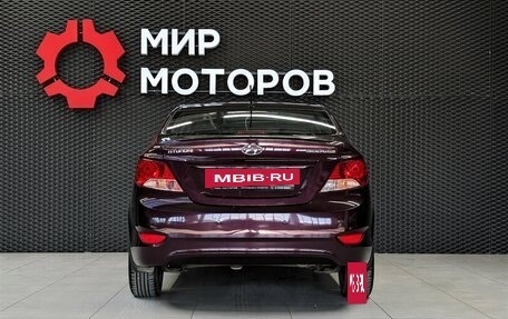 Hyundai Solaris II рестайлинг, 2012 год, 980 000 рублей, 10 фотография