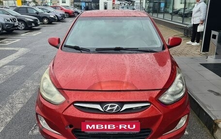 Hyundai Solaris II рестайлинг, 2011 год, 550 000 рублей, 2 фотография