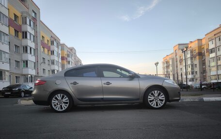 Renault Fluence I, 2010 год, 750 000 рублей, 2 фотография