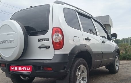 Chevrolet Niva I рестайлинг, 2014 год, 850 000 рублей, 18 фотография