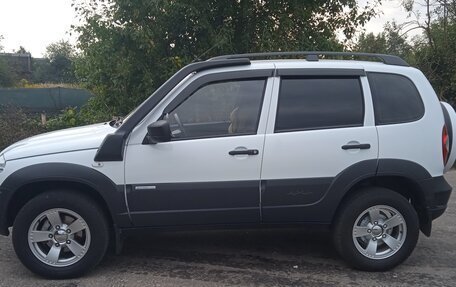 Chevrolet Niva I рестайлинг, 2014 год, 850 000 рублей, 26 фотография