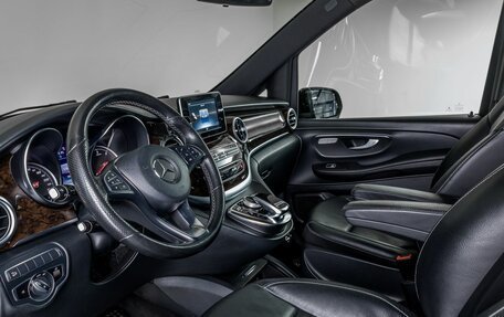 Mercedes-Benz V-Класс, 2019 год, 6 100 000 рублей, 10 фотография