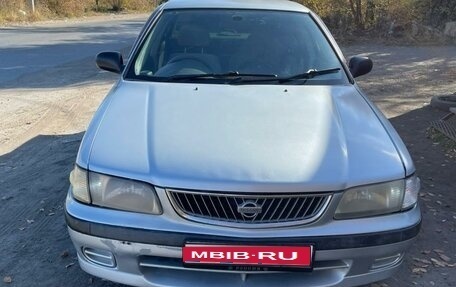 Nissan Sunny B15, 2000 год, 130 000 рублей, 1 фотография