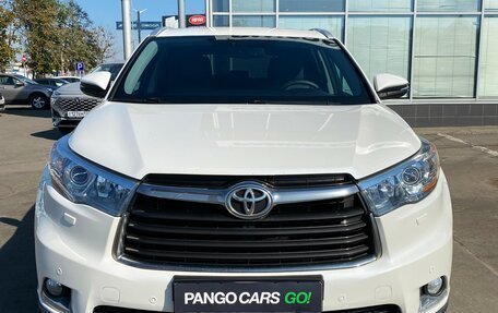 Toyota Highlander III, 2014 год, 3 150 000 рублей, 2 фотография