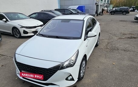 Hyundai Solaris II рестайлинг, 2020 год, 1 500 000 рублей, 12 фотография