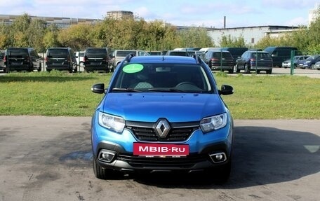 Renault Logan II, 2019 год, 1 250 000 рублей, 2 фотография