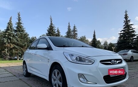 Hyundai Solaris II рестайлинг, 2014 год, 1 150 000 рублей, 2 фотография