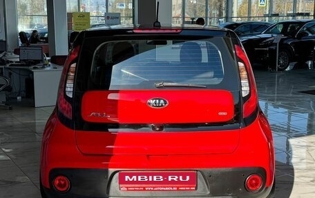 KIA Soul II рестайлинг, 2018 год, 1 729 000 рублей, 6 фотография