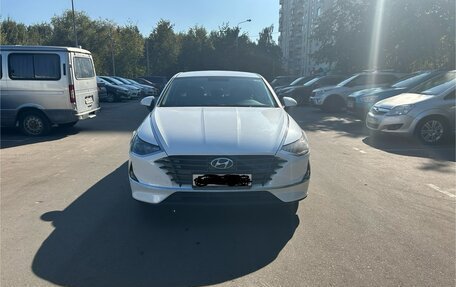 Hyundai Sonata VIII, 2022 год, 2 700 000 рублей, 1 фотография