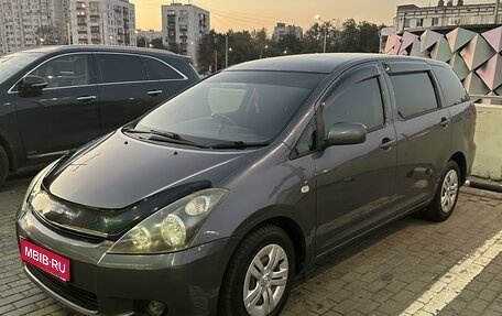 Toyota Wish II, 2004 год, 960 000 рублей, 1 фотография