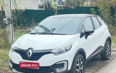 Renault Kaptur I рестайлинг, 2017 год, 1 580 000 рублей, 1 фотография