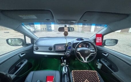 Honda Insight II рестайлинг, 2012 год, 1 200 000 рублей, 12 фотография