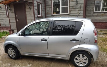 Daihatsu Sirion, 2006 год, 600 000 рублей, 18 фотография