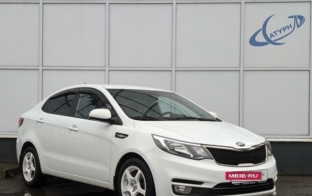 KIA Rio III рестайлинг, 2015 год, 1 120 000 рублей, 4 фотография