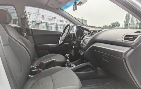 KIA Rio III рестайлинг, 2015 год, 1 120 000 рублей, 20 фотография