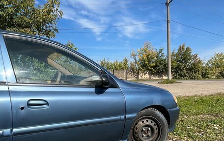 KIA Rio II, 2001 год, 250 000 рублей, 4 фотография