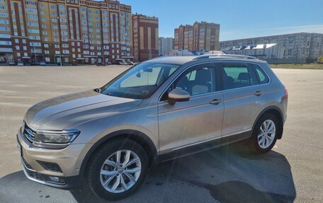 Volkswagen Tiguan II, 2018 год, 3 500 000 рублей, 3 фотография